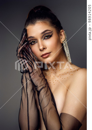 beauty bright eye makeup with arrows with rhinestones beauty bright eye makeup with arrows with rhinestones 98914205