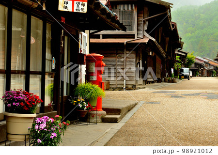 中山道 奈良井宿の風景 中山道 奈良井宿の風景 98921012