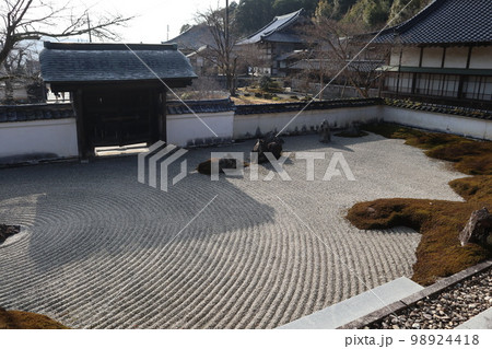 山口常栄寺雪舟庭の新春の風景 山口常栄寺雪舟庭の新春の風景 98924418