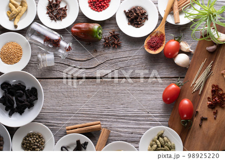 スパイス 集合写真 スパイス 集合写真 98925220