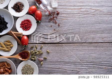 スパイス　集合写真 98925311