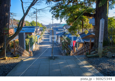 吉見観音　安楽寺　門前通り　埼玉県吉見町　　　　　　　 98925344