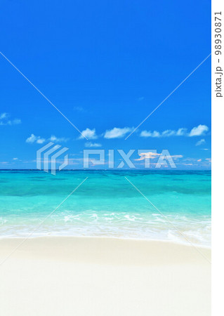 沖縄 宮古島 夏の青空と海 沖縄 宮古島 夏の青空と海 98930871