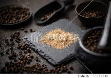 Peppercorn varieties concept Peppercorn varieties concept 98935616