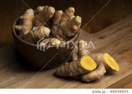 ウコンの根茎 ウコンの根茎 98936605