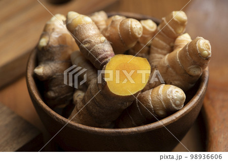 ウコンの根茎 ウコンの根茎 98936606