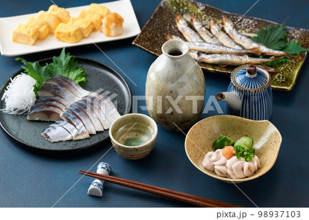 日本酒に合う、色々な料理 98937103