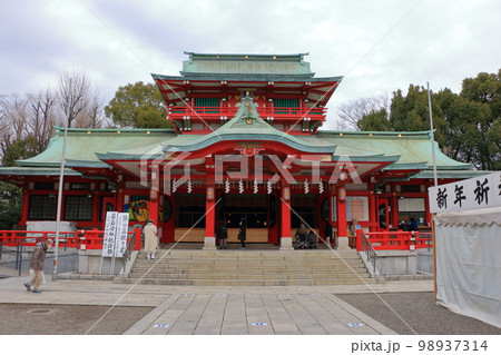 A detail from the Tomioka Hachiman Shinto Shrine in Fukagawa Tokyo the birthplace of Sumo, Japan 98937314