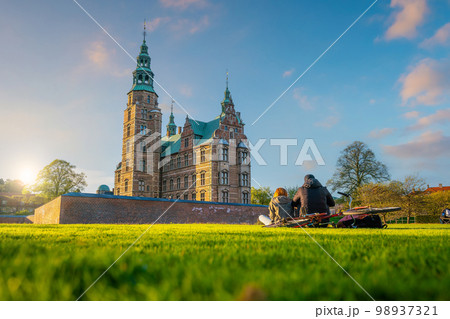 Rosenborg Castle Gardens in Copenhagen, Denmark 98937321