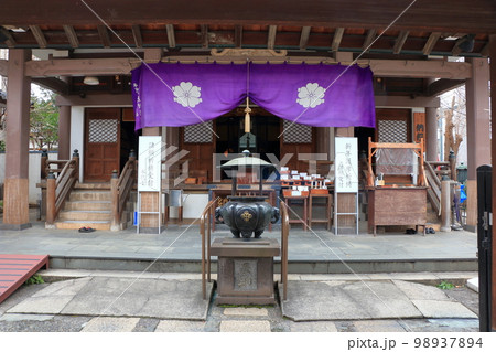 Detail photo of Fukagawa Fudodo, the Tokyo branch of the Naritasan Shinshoji Buddhist Temple in Narita of Chiba Prefecture Detail photo of Fukagawa Fudodo, the Tokyo branch of the Naritasan Shinshoji Buddhist Temple in Narita of Chiba Prefecture 98937894