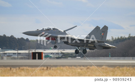 インド空軍スホーイSu-30MKI着陸 インド空軍スホーイSu-30MKI着陸 98939243