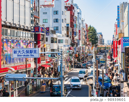 東京コリアンタウン　新大久保　※一部ソフトフォーカス 98939601