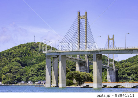 呼子のシンボル　呼子大橋（佐賀県唐津市） 98941511