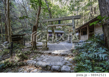 天の岩戸（三重県志摩市） 98942521