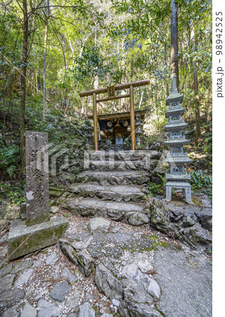 天の岩戸（三重県志摩市）天岩戸神社 98942525