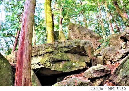 不動山の巨石 不動山の巨石 98943180