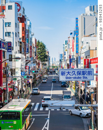 東京コリアンタウン　新大久保　※一部ソフトフォーカス 98943293