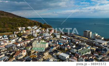 2023年1月　神戸市垂水区塩屋駅周辺の街並み 98945572