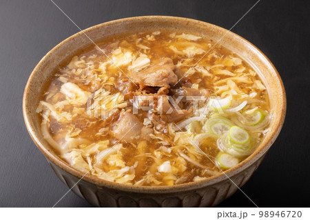 肉玉子あんかけうどん 肉玉子あんかけうどん 98946720