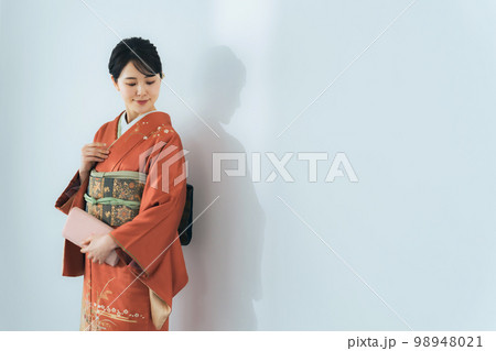 着物を着た女性 写真館 フォトスタジオ 着物を着た女性 写真館 フォトスタジオ 98948021