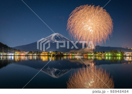 【山梨県】河口湖冬花火 98948484
