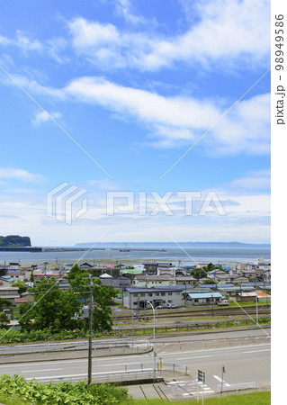 北海道　東部　初夏の厚岸町 98949586