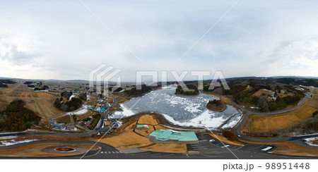 凍る平筒沼　空撮 98951448