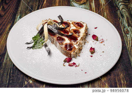 Pie Monastery hut with jam and walnut, beautifully decorated with roses. Restaurant menu 98956078