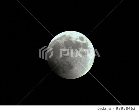 皆既月食　2022年11月08 　18時05分　仙台  98958462