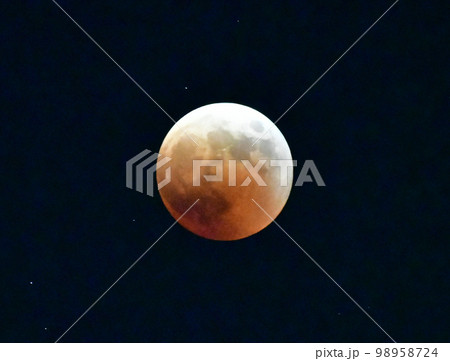 皆既月食　2022年11月08 　19時16分　仙台 98958724