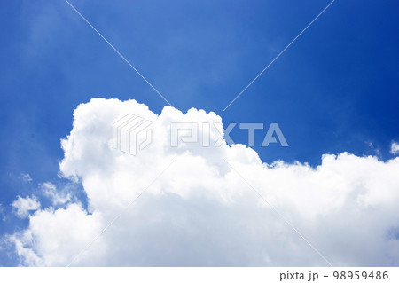 Blue sky with white clouds 98959486