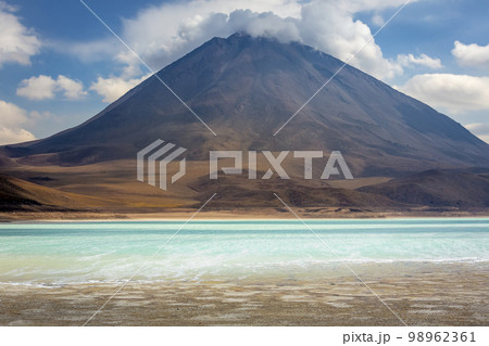 Salt lake and Licancabur, landscape a Sunset, Atacama, Chile border with Bolivia Salt lake and Licancabur, landscape a Sunset, Atacama, Chile border with Bolivia 98962361