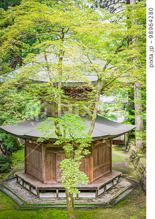 永平寺の夏の風景 98964280