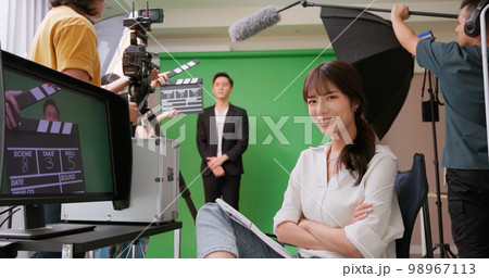 Film crew in action 98967113