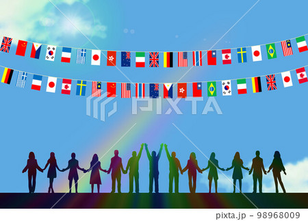 万国旗の下で手をつなぐ人たち　国際社会　グローバルチーム 98968009