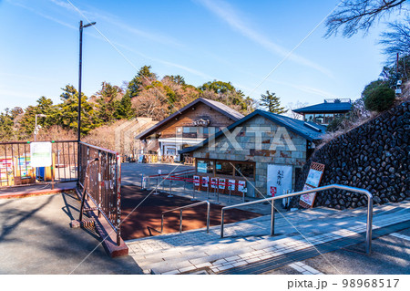東京都 高尾山ケーブルカー 高尾山駅 山上駅 東京都 高尾山ケーブルカー 高尾山駅 山上駅 98968517