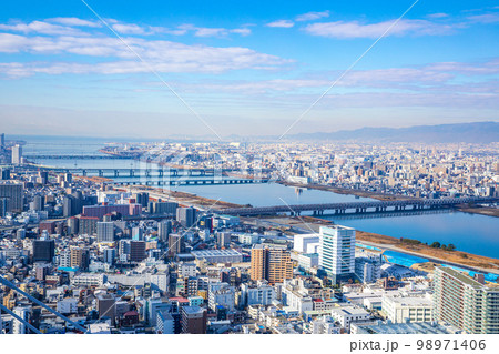 大阪府 梅田スカイビルからの眺望(大阪湾方面) 大阪府 梅田スカイビルからの眺望(大阪湾方面) 98971406