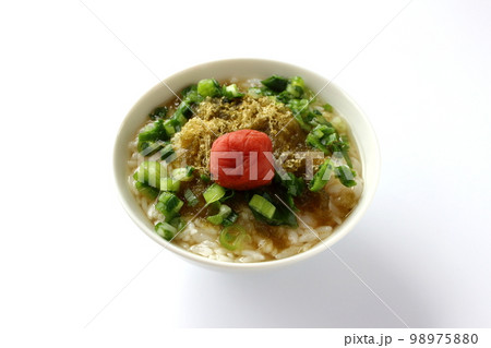 とろろ昆布と梅干しのだし茶漬け とろろ昆布と梅干しのだし茶漬け 98975880