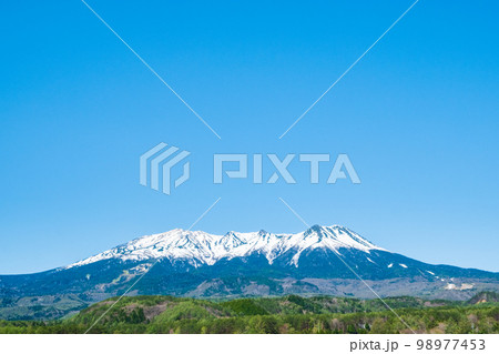 春の御嶽山 春の御嶽山 98977453