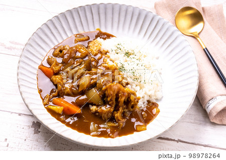 牛すじカレー 牛すじカレー 98978264