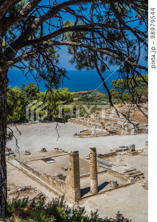 Ruins of Ancient Kamiros in Crete 98979544