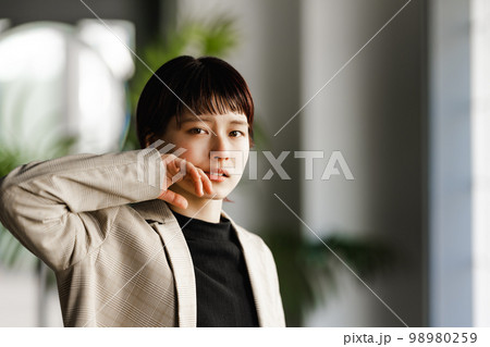 Image photo 98980259