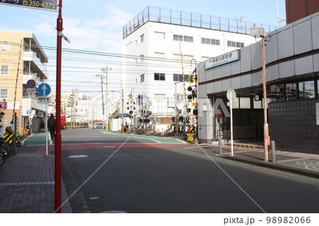 神奈川新町駅　駅前 98982066