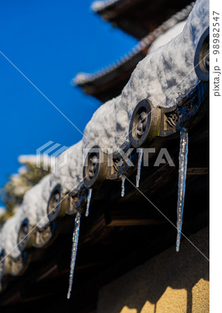 京都2023冬 大雪 八坂の塔 京都2023冬 大雪 八坂の塔 98982547