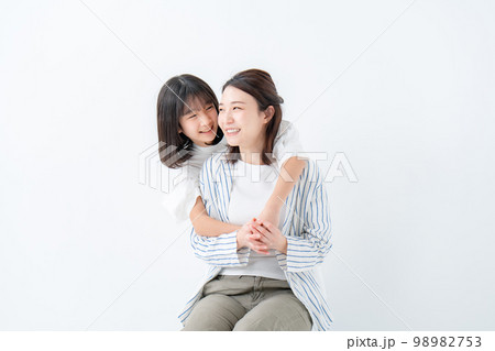 仲良し親子 98982753