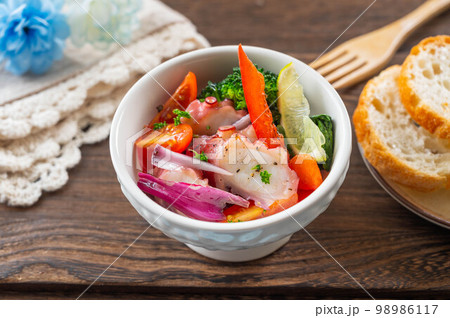 蛸のカルパッチョ 98986117