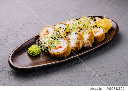 Warm rolls Tamasi on ceramic plate 98988891