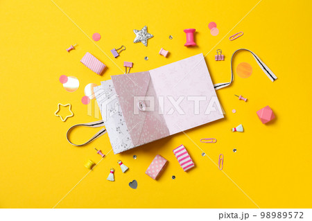 Concept of scrapbooking, scrapbooking for holiday, hobby concept, top view Concept of scrapbooking, scrapbooking for holiday, hobby concept, top view 98989572