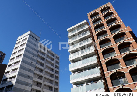 八王子市横山町の街並み 98996792