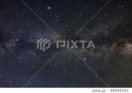 夏の星景色夏の大三角と白鳥座 夏の星景色夏の大三角と白鳥座 98999583